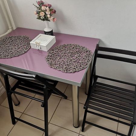 דירות קריובה Deea Apartament מראה חיצוני תמונה