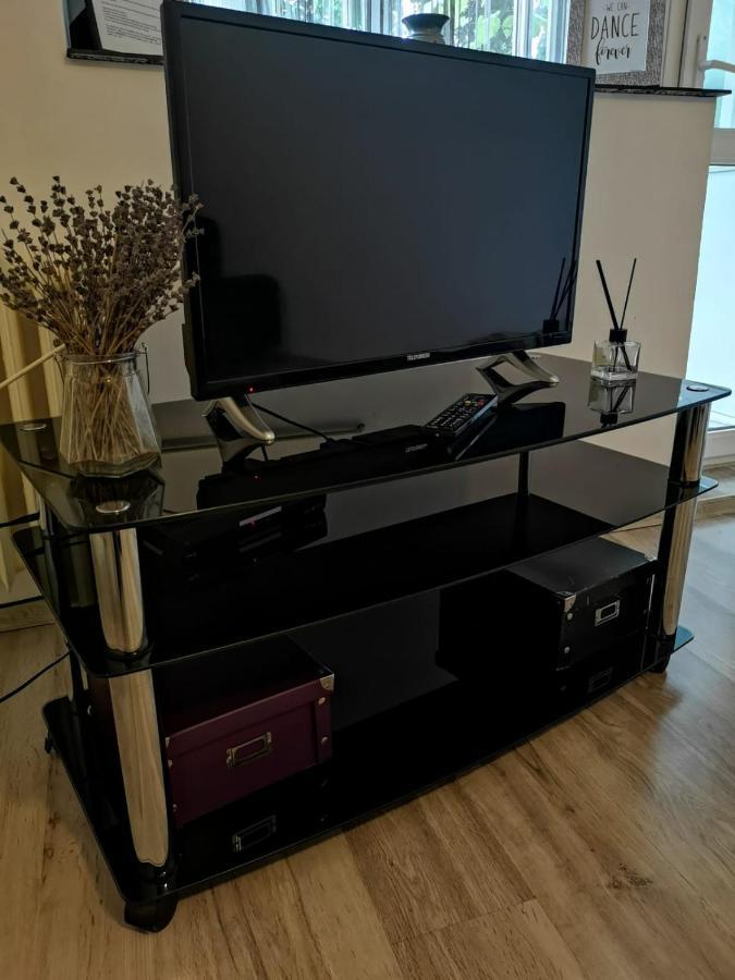 דירות קריובה Deea Apartament מראה חיצוני תמונה