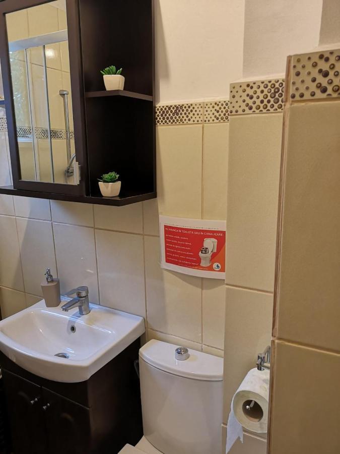 דירות קריובה Deea Apartament מראה חיצוני תמונה