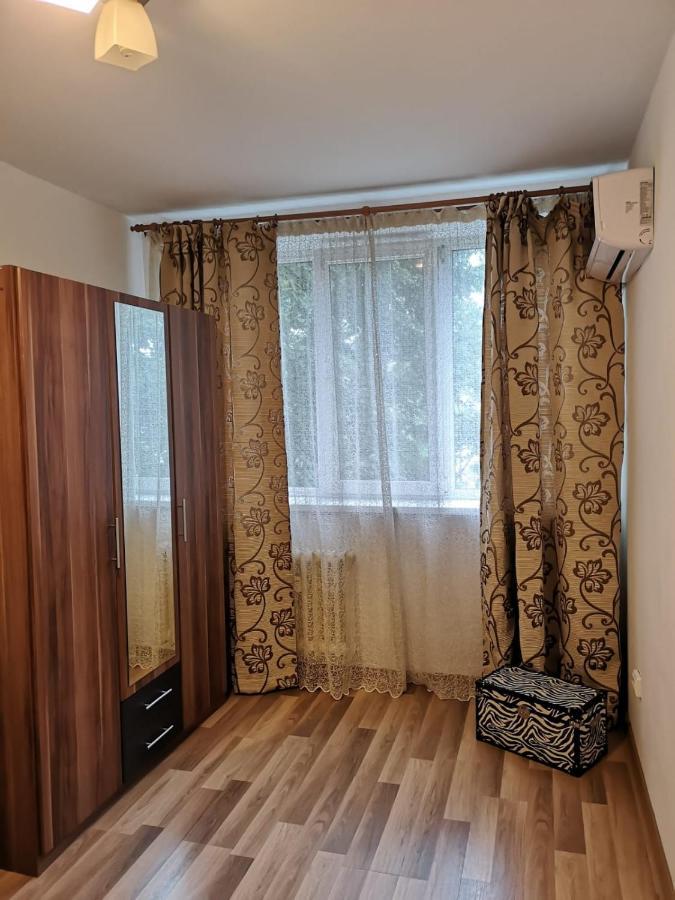 דירות קריובה Deea Apartament מראה חיצוני תמונה